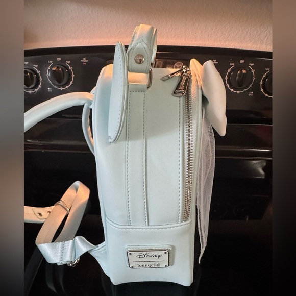 Loungefly Disney Mickey Mouse & Minnie Mouse Just Married Wedding Backpack - Picture 2 of 6